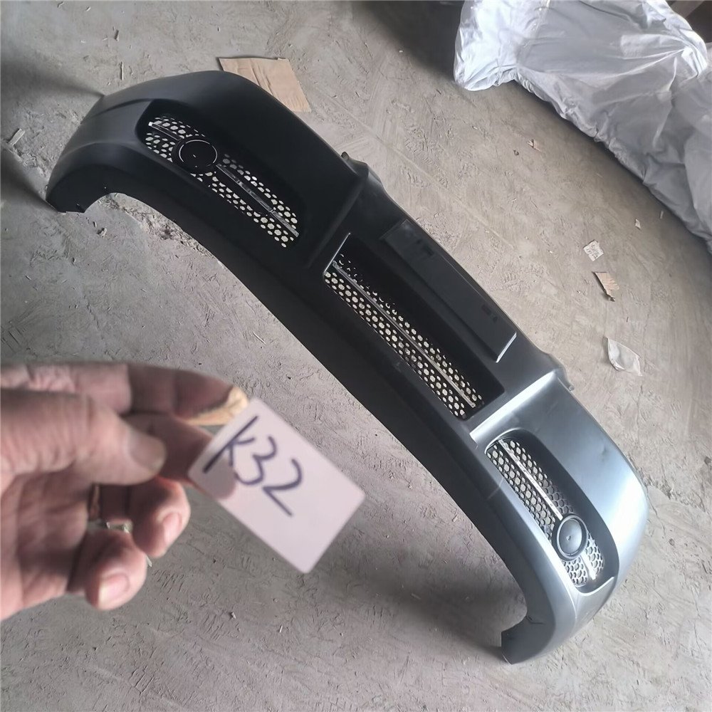 FRONT BUMPER GEELY EMGRAND EC7 1068001651