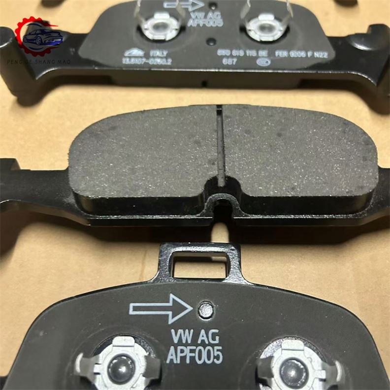 German Auto Parts Automobile Brake Pad 4K0 698 151 E for Audi A6L A4L C6 B8