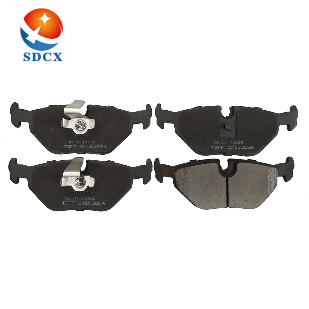 Auto Brake Pads D692 High Quality Best Brand Sensors Powered Factory Safe Package Brake Pad for BMW