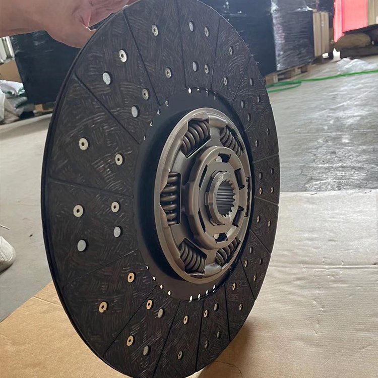 Wholesale Heavy Truck DZ1560160020 Clutch Cemented Carbon Steel Brake Disc