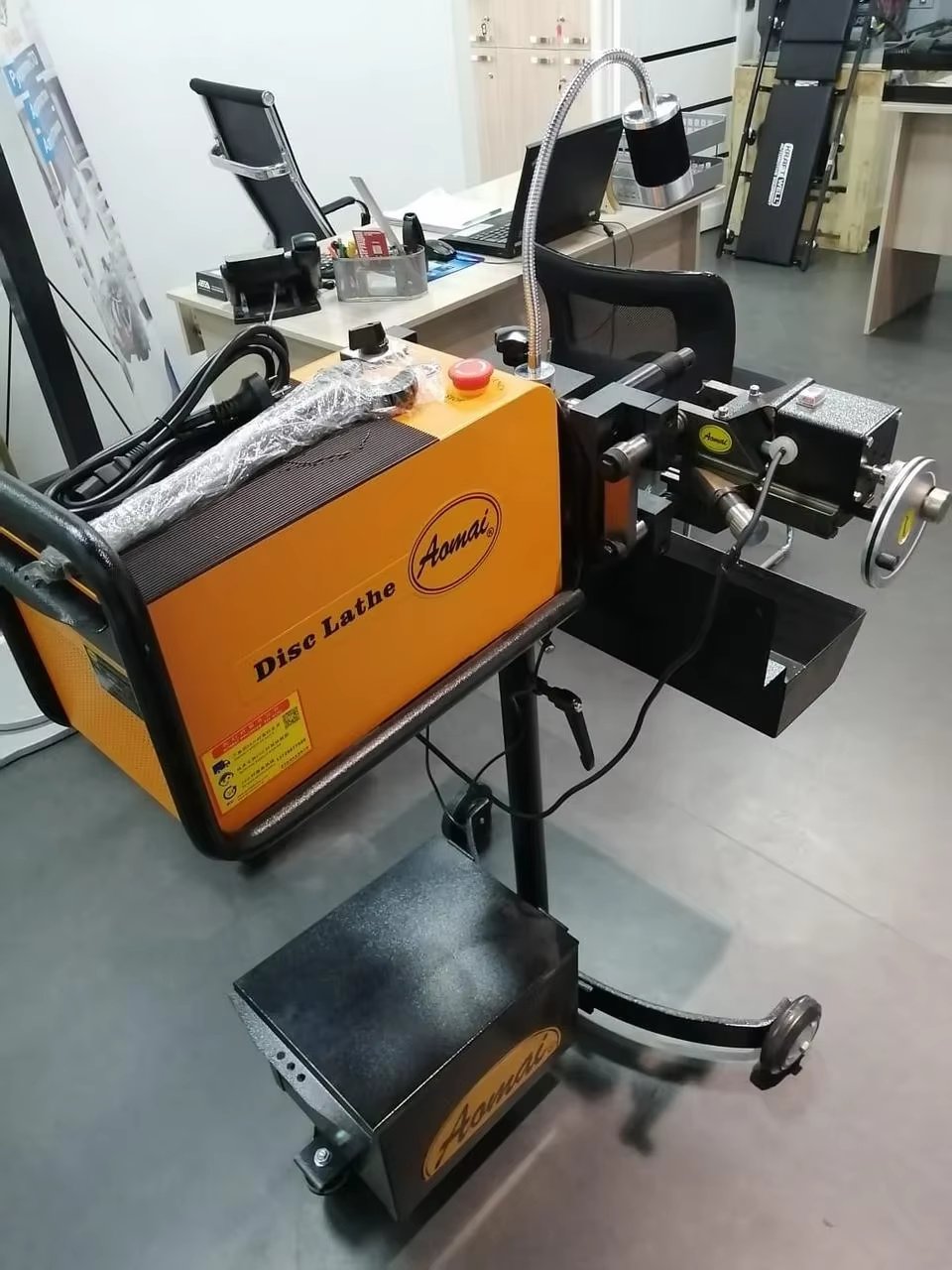 AOMAI AM-983 DISC BRAKE LATHE Dual Functions ON-BOARD & OFF-BOARD Factory Price Disc Cutting Lathe