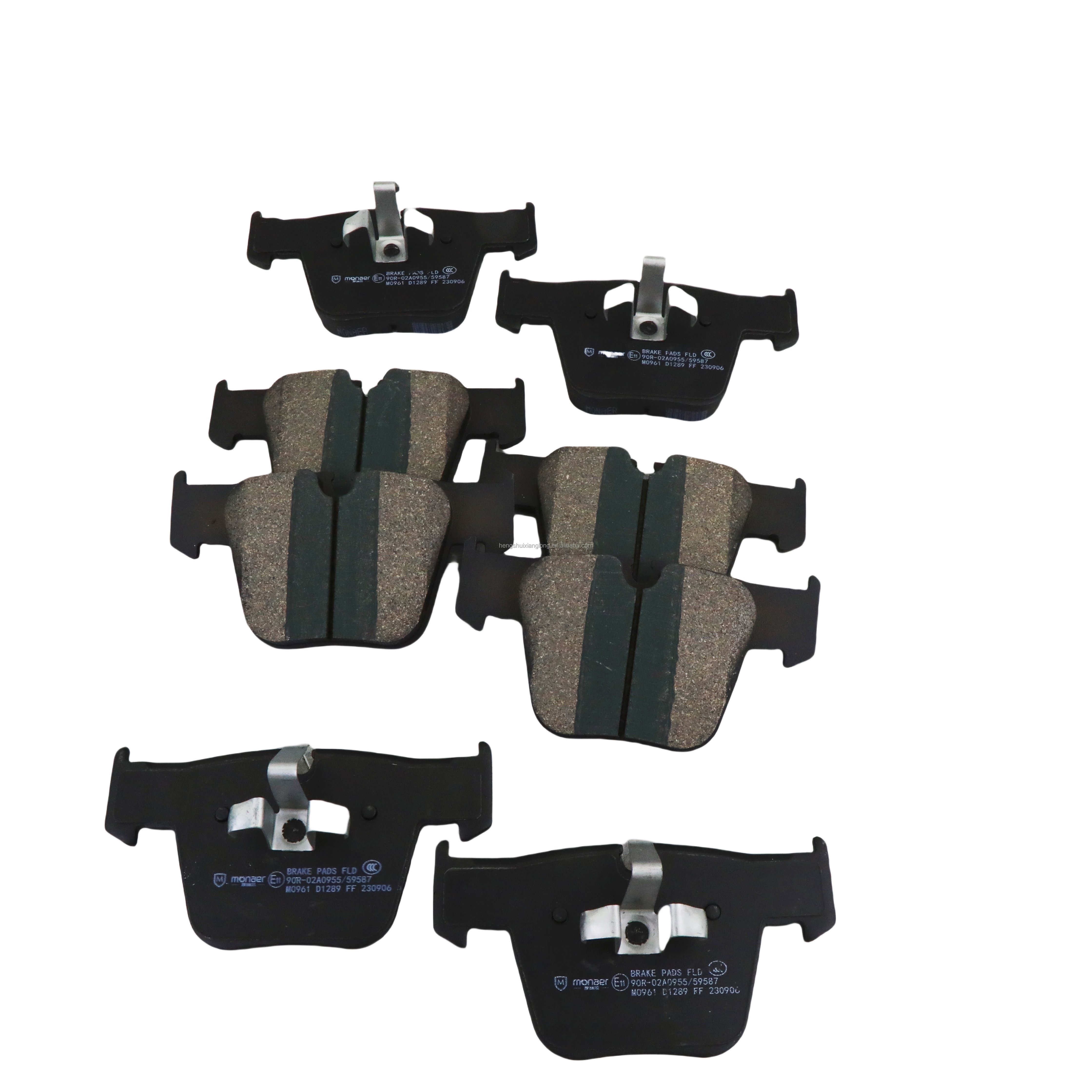 0044207520 A0044207520 Monaer Brake Pads D1289 Ceramic Front Disc Brake Pad for Mercedes Benz