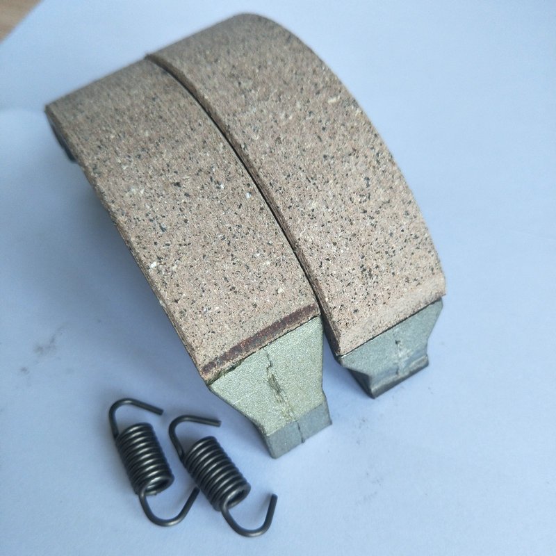 Best Selling Motorcycle Brake Shoe Set Drum Assy Parts 125cc Rear 70cc Motorcycle Brake Shoes for CG125