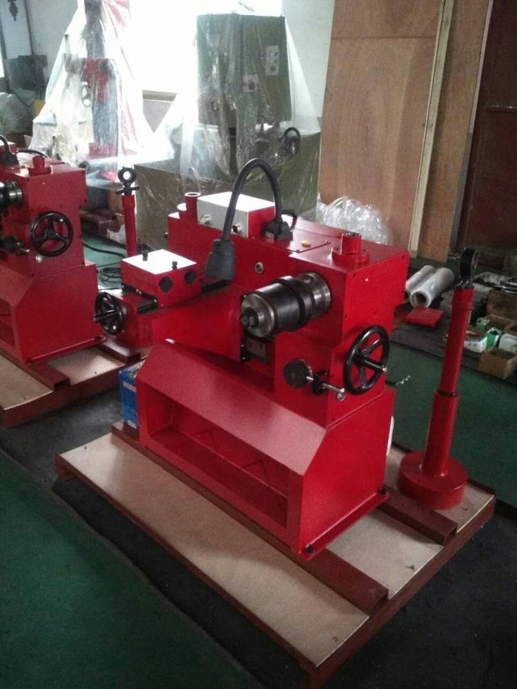 Common Brake Disc and Drum Lathe Machine T8445