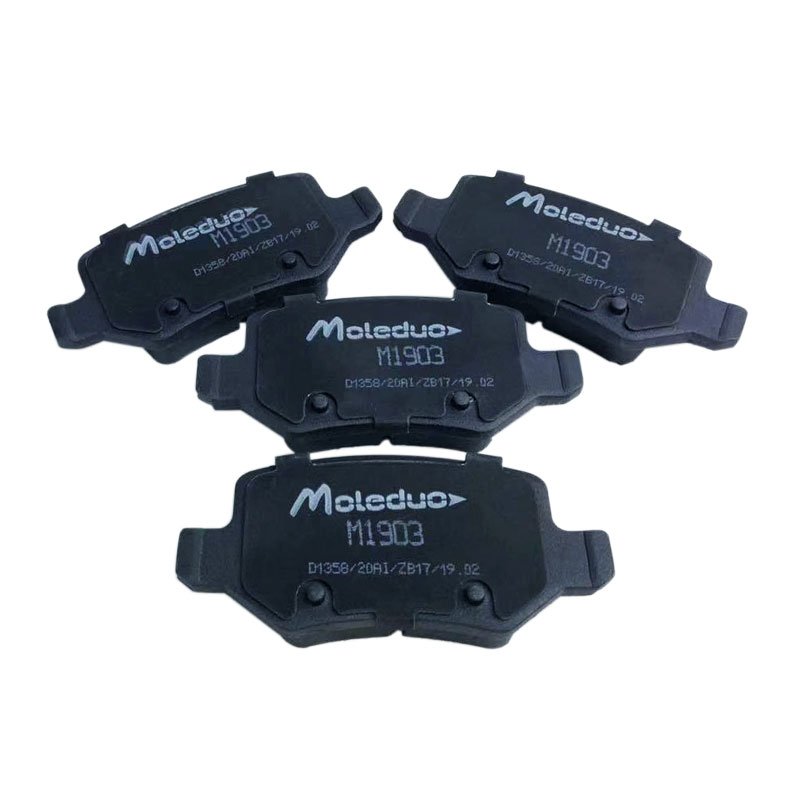 M1903 A0004201605 A1684200420 Wholesale High Quality Car Auto Parts Rear Ceramic Brake Pads for Mercedes-Benz Grade a 190