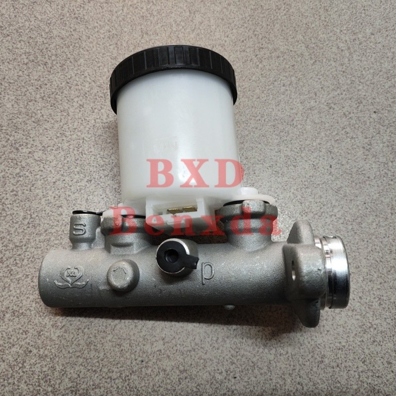 New Brake Master Cylinder for Nissan Patrol Y60 Td42 Tb42 46010-02J00 46010-01J00 Models