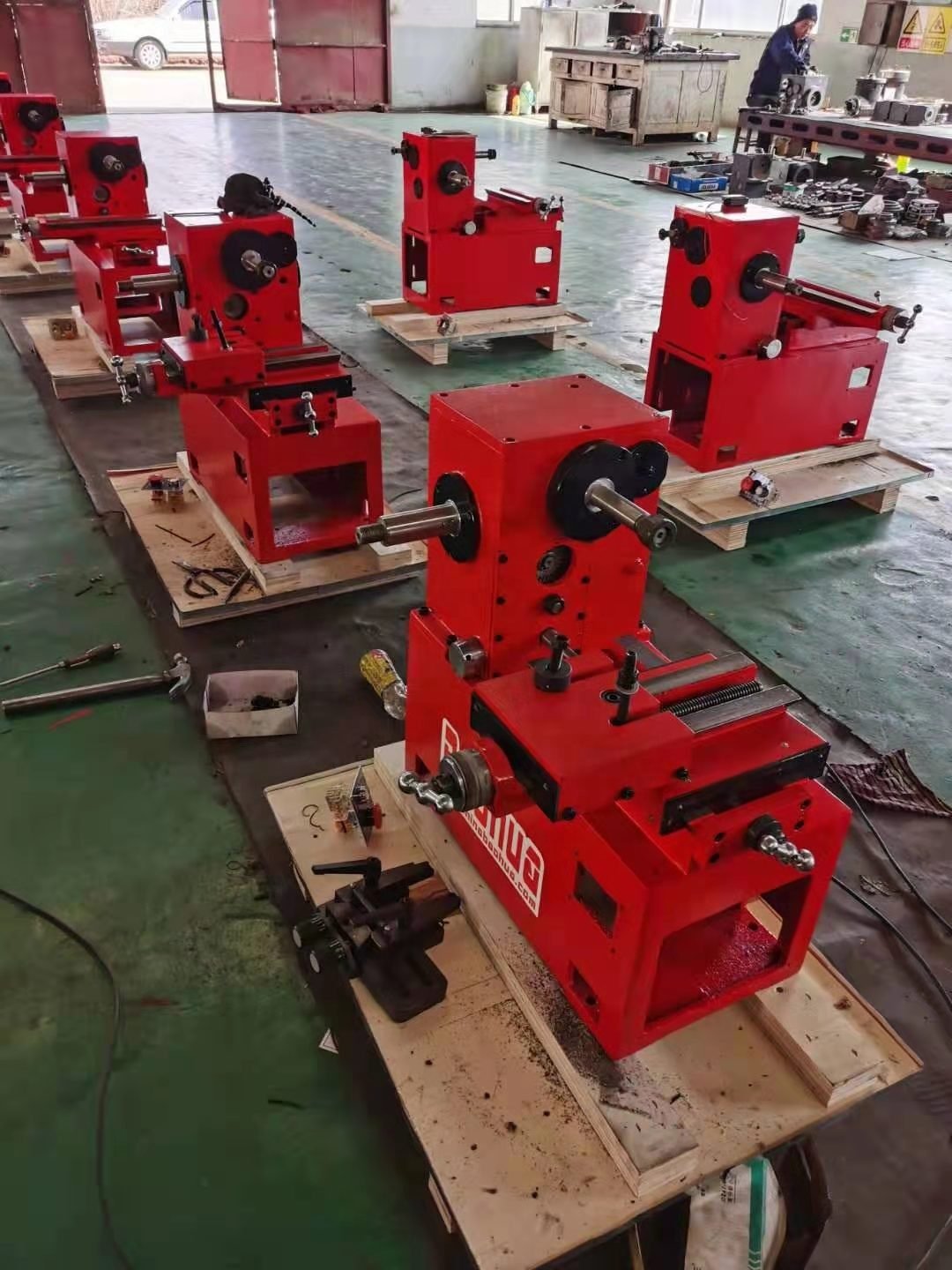 Newest C9335 Brake Disc Lathe Machine for Car and C9335a Grind Balancing Repair Grinding Skimming Drum Cutting in China