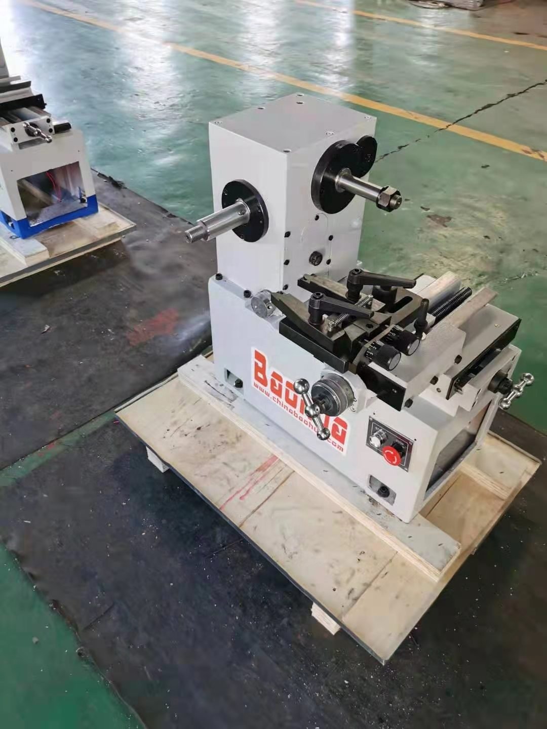 Newest C9335 Brake Disc Lathe Machine for Car and C9335a Grind Balancing Repair Grinding Skimming Drum Cutting in China