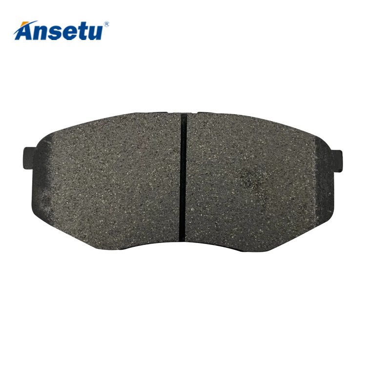 Ansetu Wholesale Ceramic Front Disc Brake Pad for Hyundai Sportage KIA K4 Ix35 D1447-8615 GDB3553 GDB7862 581012SA00 58101-2SA30