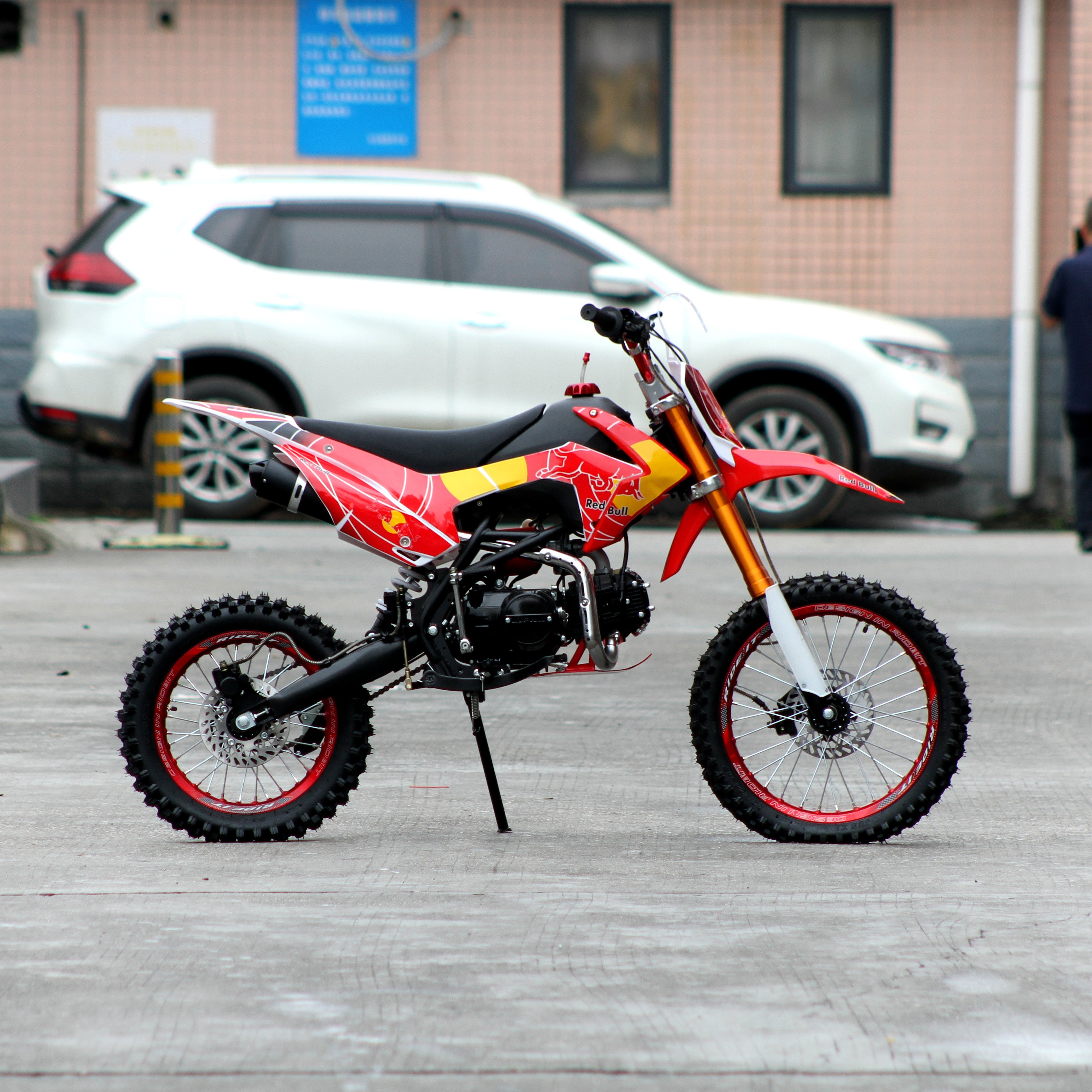 Wholesale 110cc 125cc Pit Bike 2 Wheels Kick Start 4-stroke Engine Enduro Dirt Bike Motorcycle for Adult