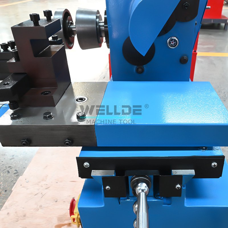 WELLDE High-quality Brake Drum Disc Cutting Machine C9335 with CE for Automotive Brake Drum Bed