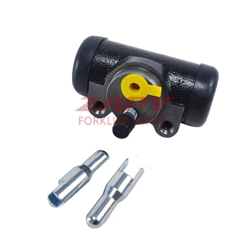 Forklift Spare Parts SY NO.17547 BRAKE MASTER CYLINDER with SY NO.17547;C-52-13117-52000,3EB-30-41440,91E46-00112,44100-FK000