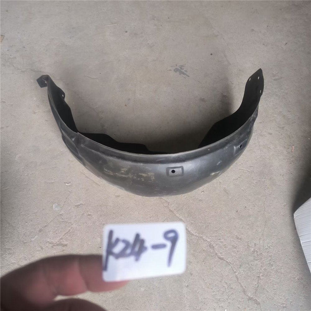 FRONT LEFT WING GEELY GC7 1068020741