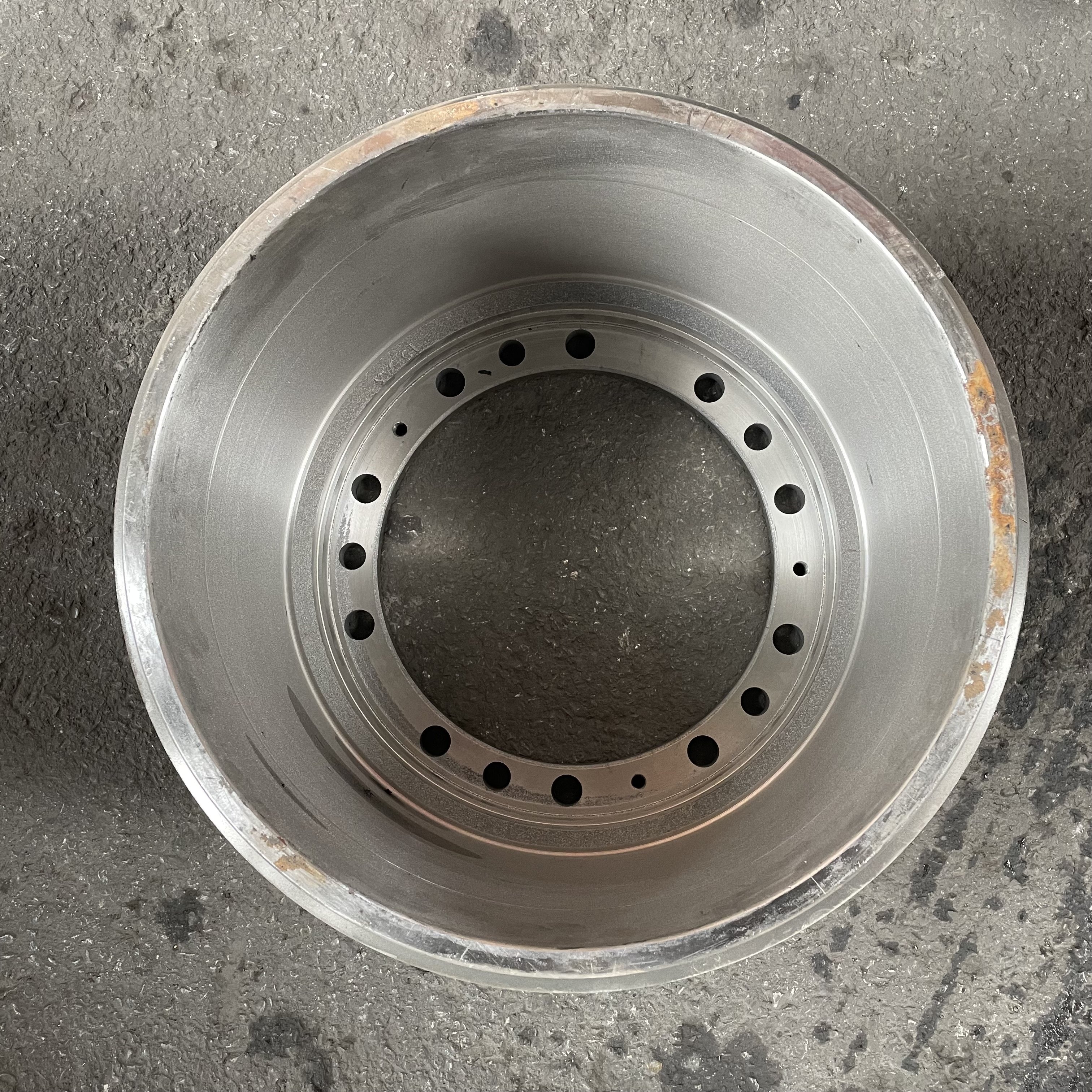 China Factory Supply 3602 3601 13T 16T Fuwa L1 BPW Axle Trailer Truck Wheel Brake Drum