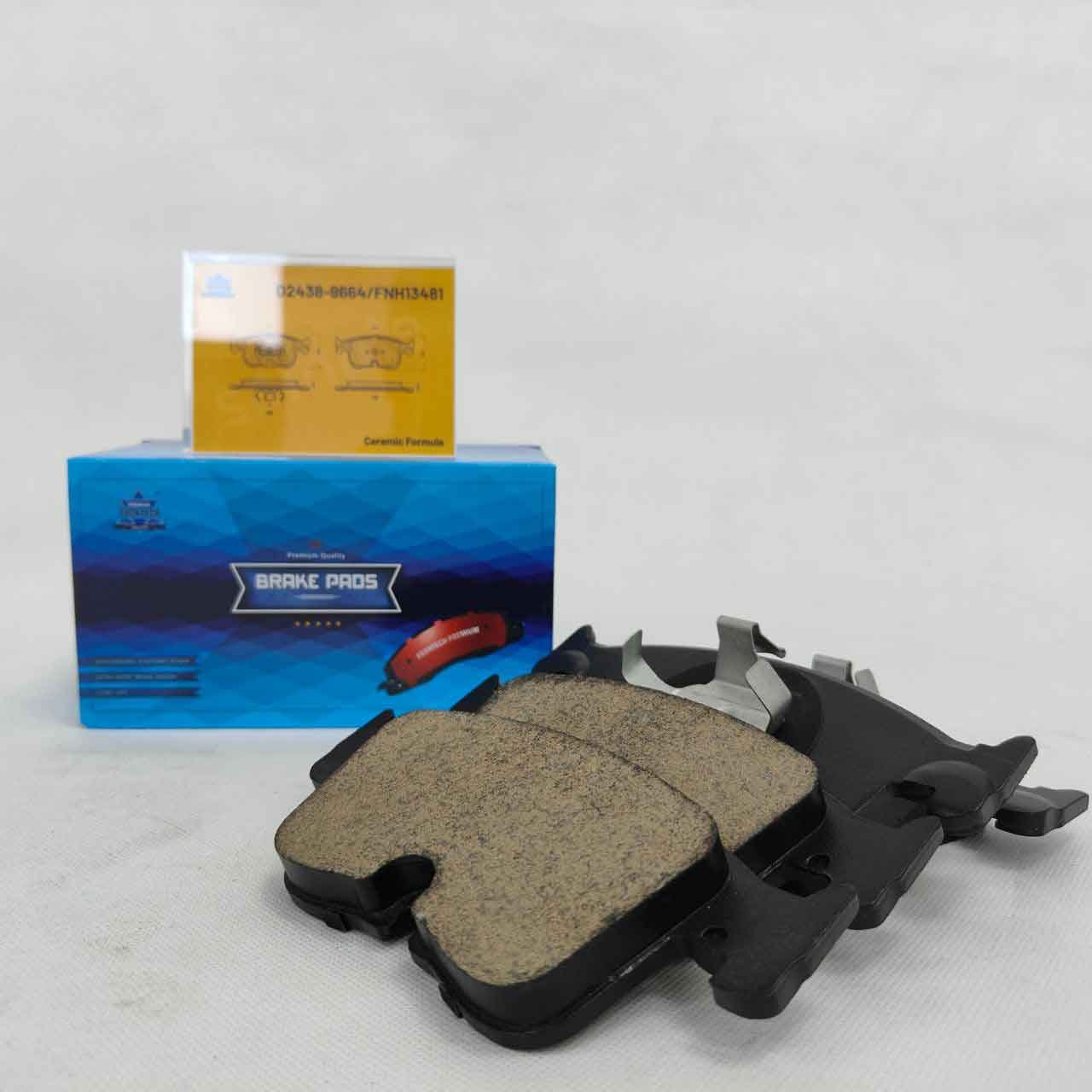 Ceramic Brake Pads for GS8 Hyundai Omoda 5 Mercedes W212 Hilux Toyota
