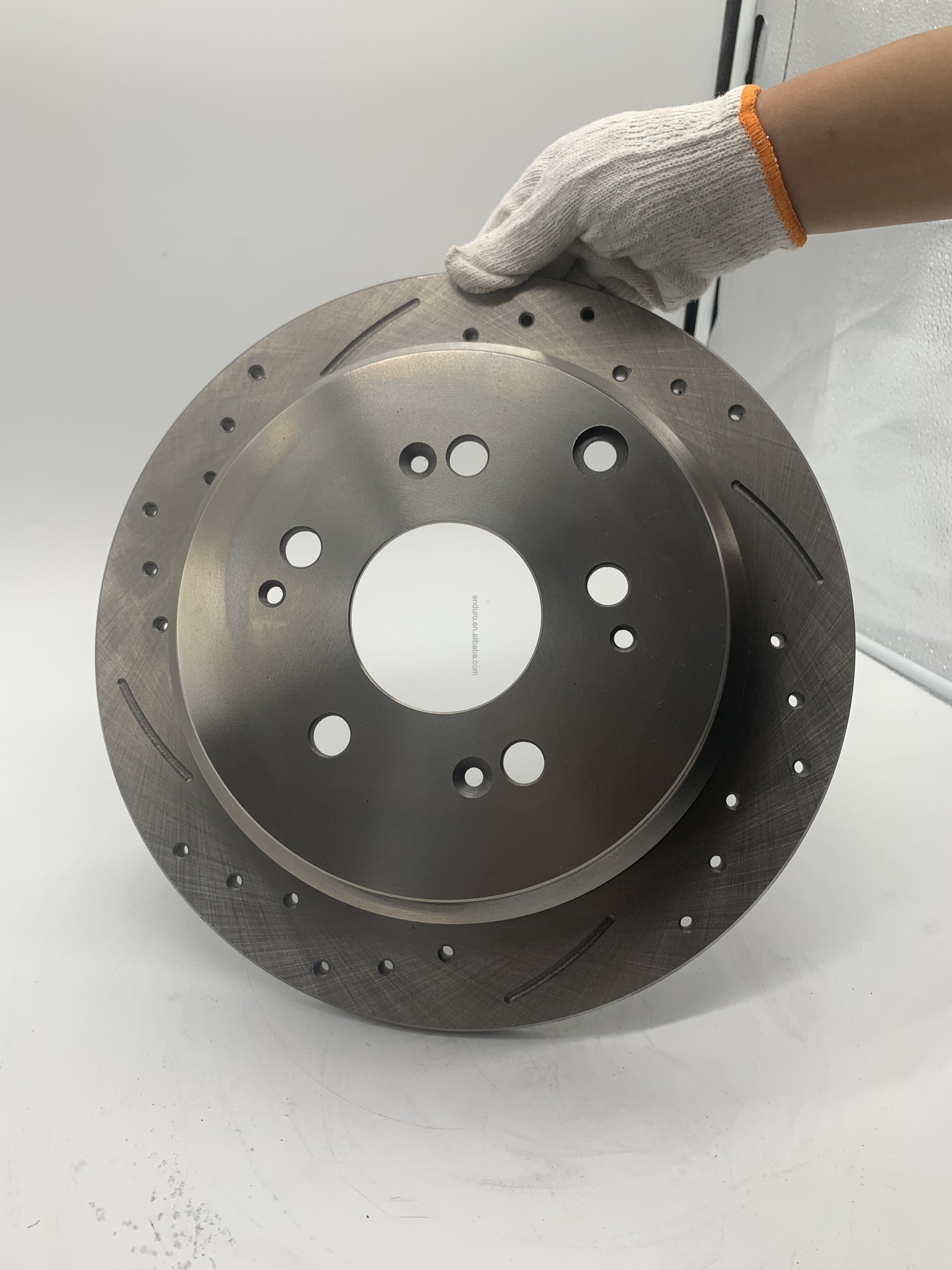 New Auto Part Brake Disc Assembly for Japan Used Cars for Models CLA A5 A7 Q7 A4 Manufactured by Isuzu and Mazda