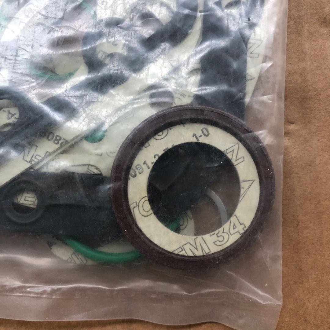 XTY Replacement Parts GEA BOCK FK40 655K Compressor Repair Kit Gasket for Bus A/C Parts GEA BOCK FK40 655K Compressor