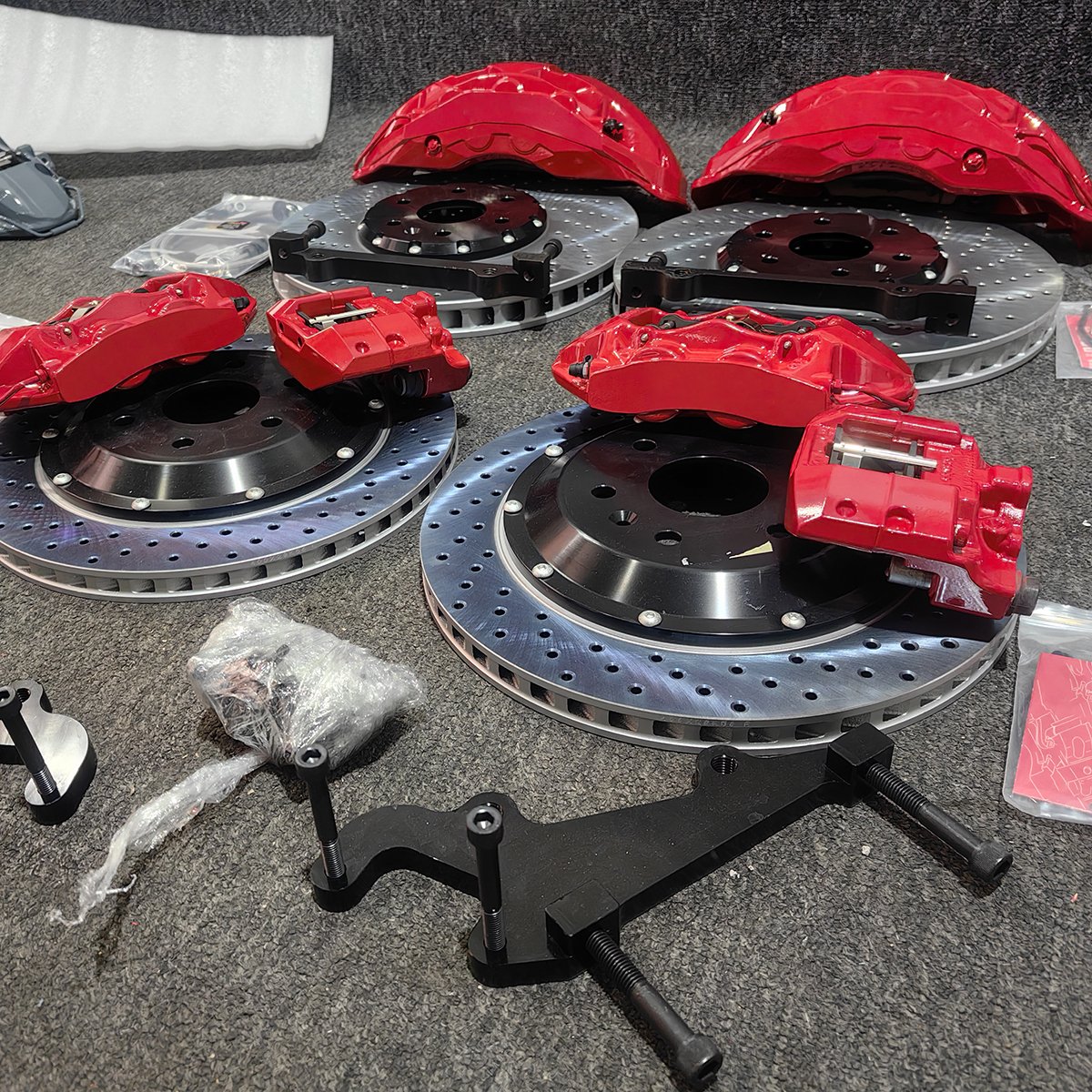 Car Accessories Front Best Brake Systems AK10 10 Pot & 4 Piston Calipers Electronic Parking Brake for LX600 RZ550e LC500 Series