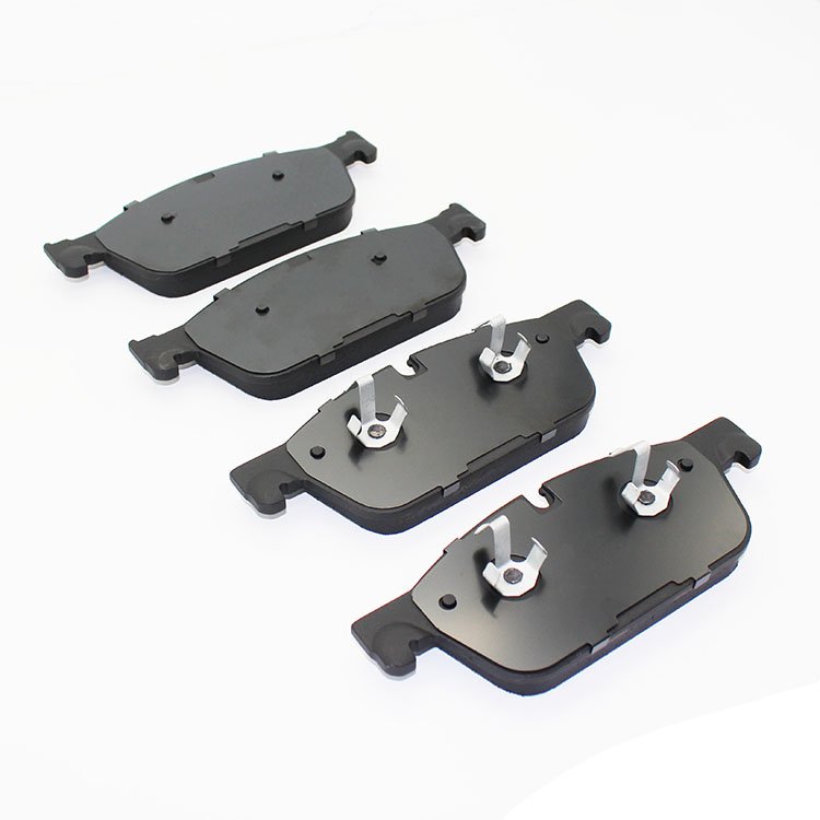 Manufacturer Wholesale Auto Parts 006 420 37 20 Car Spare Parts Accessories Auto Brake Pads Set Car Brake Pad