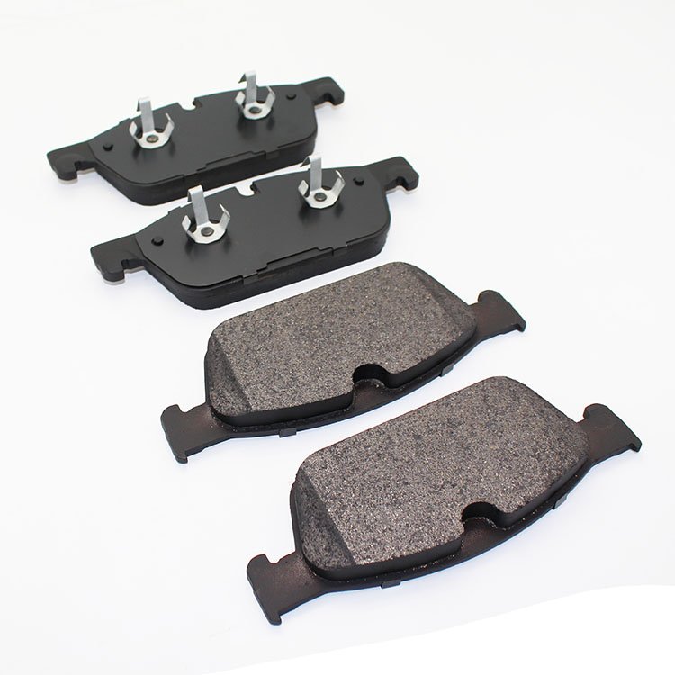 Manufacturer Wholesale Auto Parts 006 420 37 20 Car Spare Parts Accessories Auto Brake Pads Set Car Brake Pad