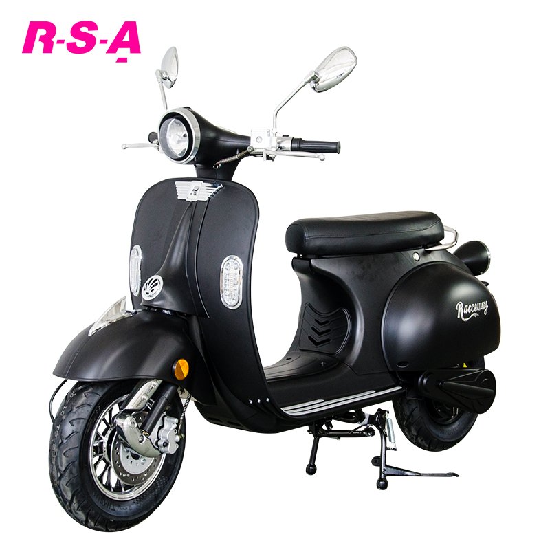 European Warehouse 2000W Electric Motorcycles Vespa 100KM Long Driving Range Scooters Electric with 2 Dual Lithium Batteries