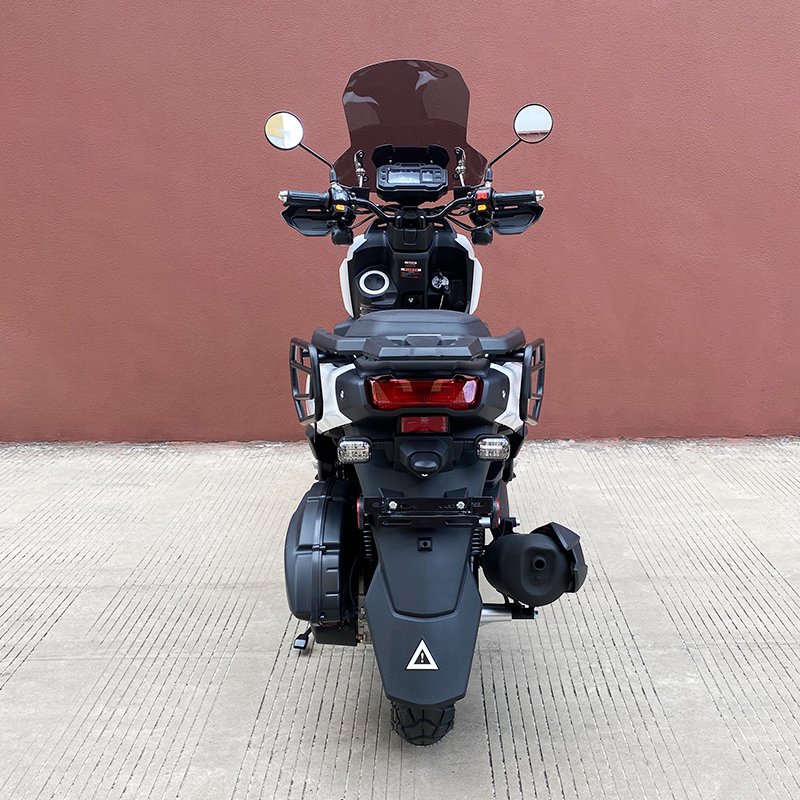 EPA Certificate Model Tank150CC&200CC Air Cooled Engine Max Speed 95km/h Front Rear Disc Brake Powerful Gas Moped on Road