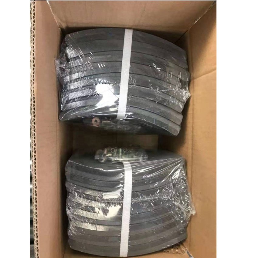 Europe Heavy Duty Truck Trailer Drum Brake Pad 19036 4515 Brake Lining IL66 3 for Renault