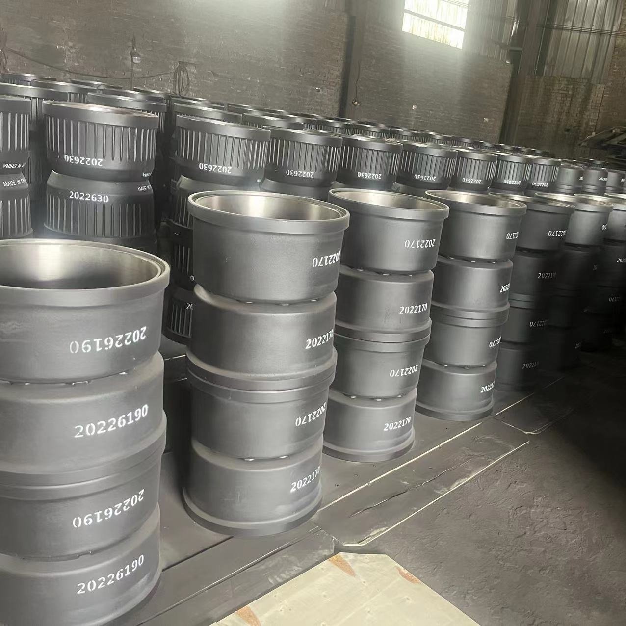 Brakes Drums For Trucks Trailers Bpw Brake Drum 310677040 0310977170 Heavy Duty Brake Drum Wholesale