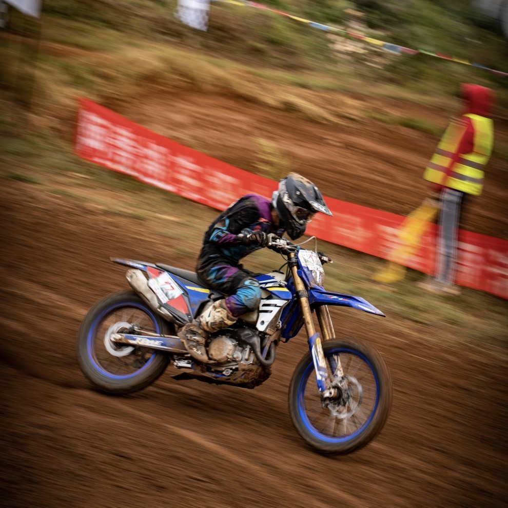 Time-S300 300cc 4-Stroke NC300 DOHC Engine 130km/h Top Speed Tough Aluminum Frame Dirt Bike for Off-Road Motorcycles