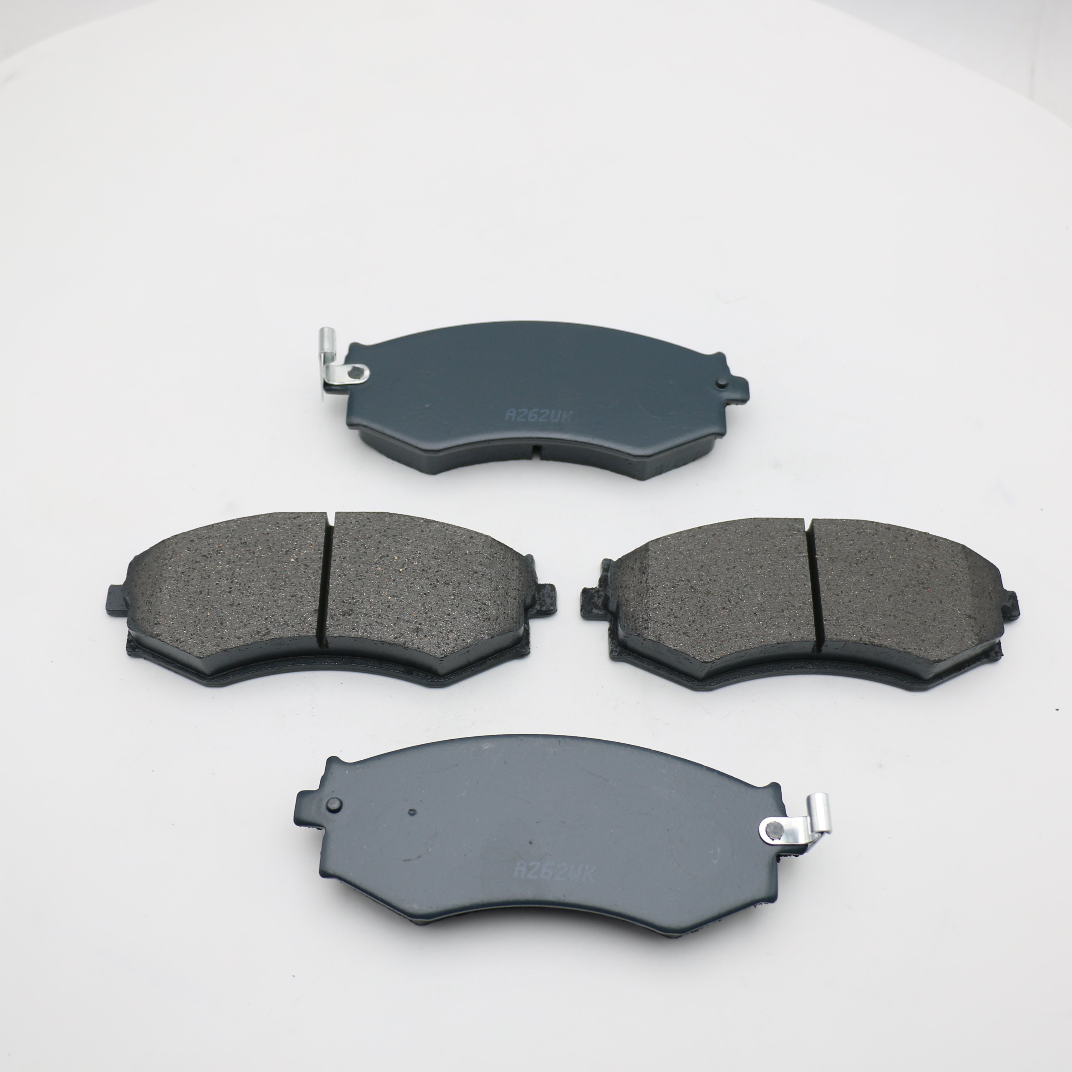 Brake Pads for Nissan March OE 41060-EE30J Car Accessories 41060-G8191 41060-78E90 41060-32R94 D462