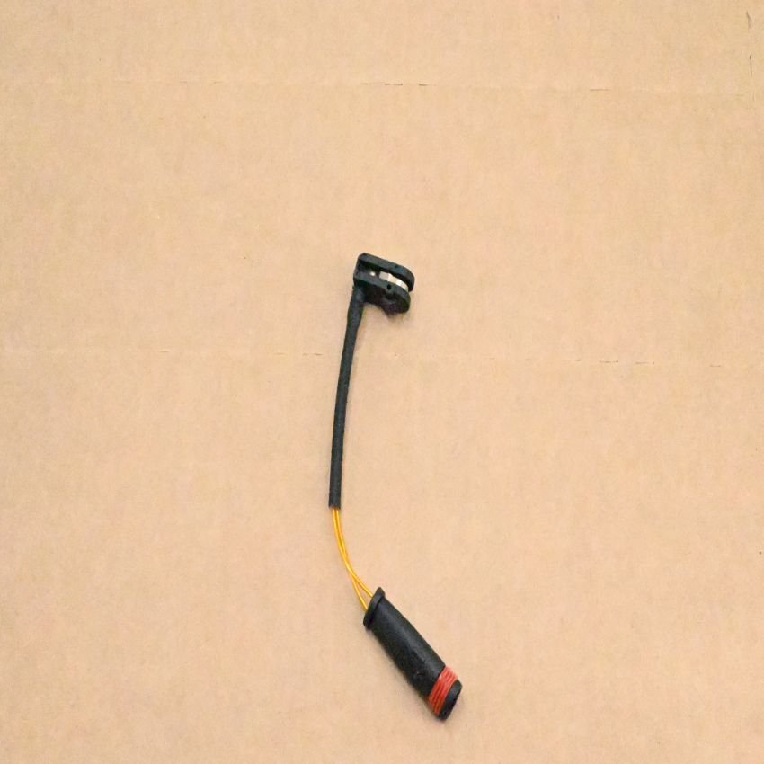 Suitable for Mercedes-Benz W901 Brake Pad Wear Sensor A9015401417 a 901 540 14 17 a 901 540 1417
