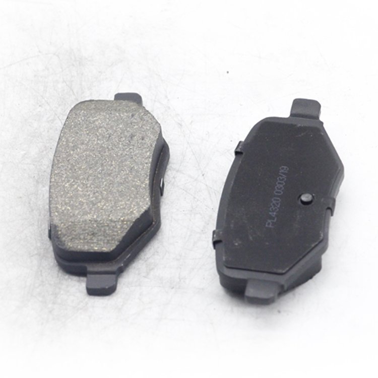 8A8Z2200A Car Rear Disc Brake Pads for FORD Edge EXPLORER Taurus LINCOLN D1377 GDB7912