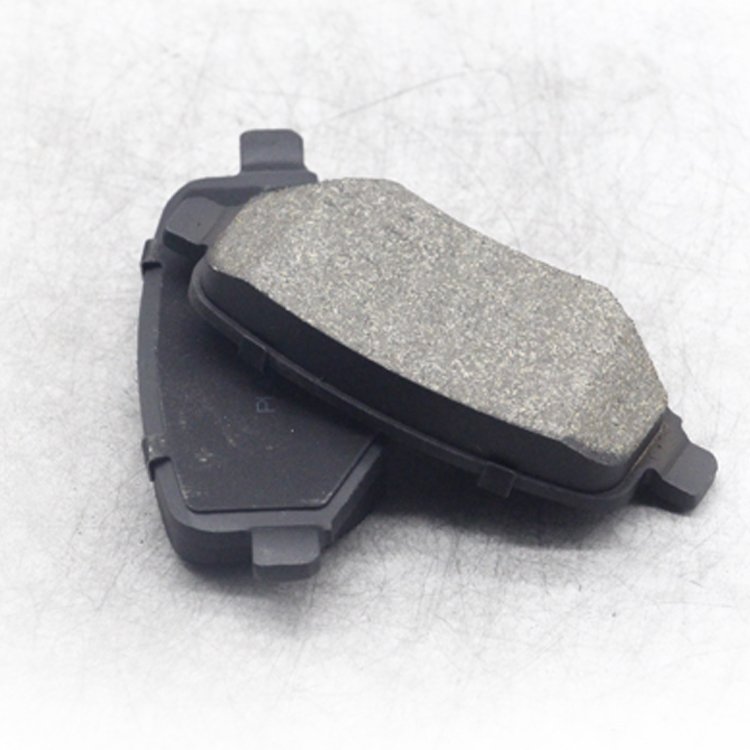 8A8Z2200A Car Rear Disc Brake Pads for FORD Edge EXPLORER Taurus LINCOLN D1377 GDB7912