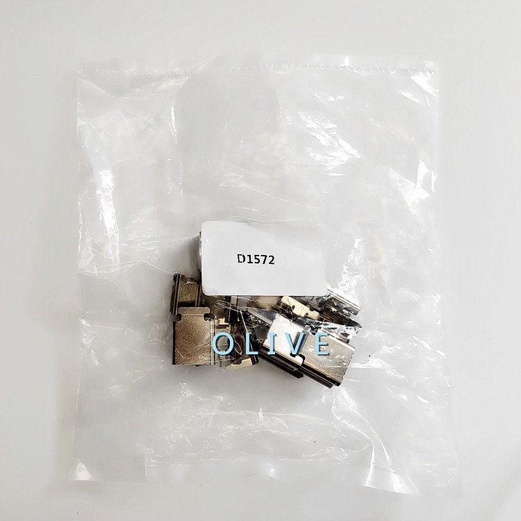Rear Disc Brake Pad Hardware Repair Kit D1572 for Toyota