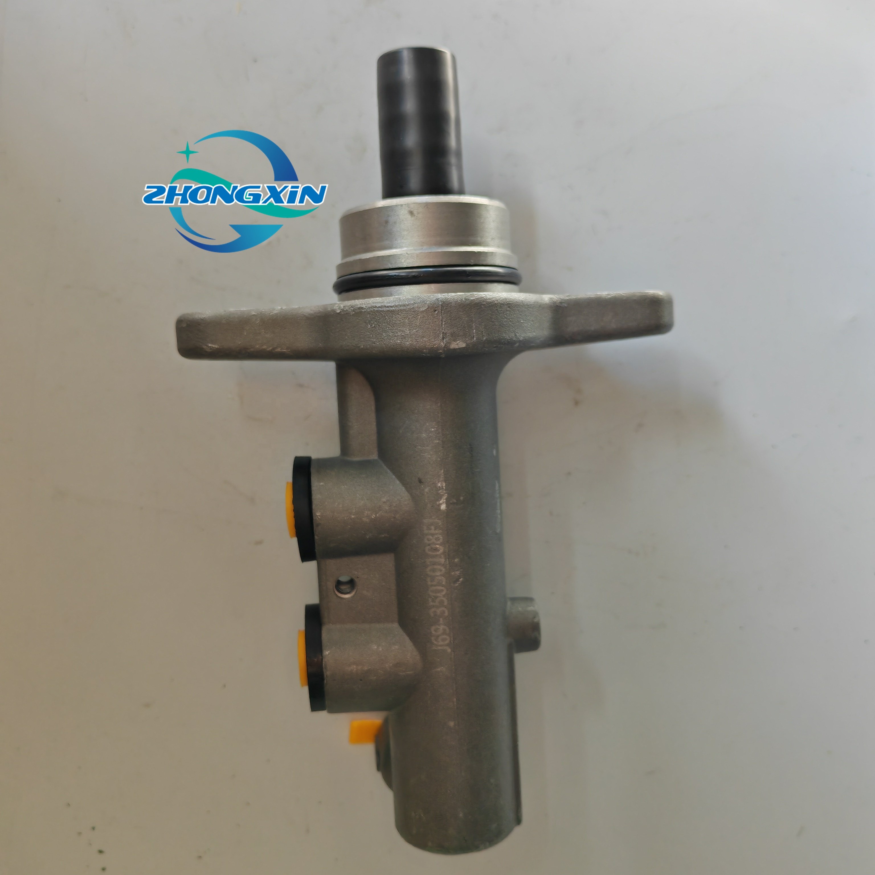 Factory Price Brake System Auto Parts Car Brake Master Cylinder J69-3505010 for Chery
