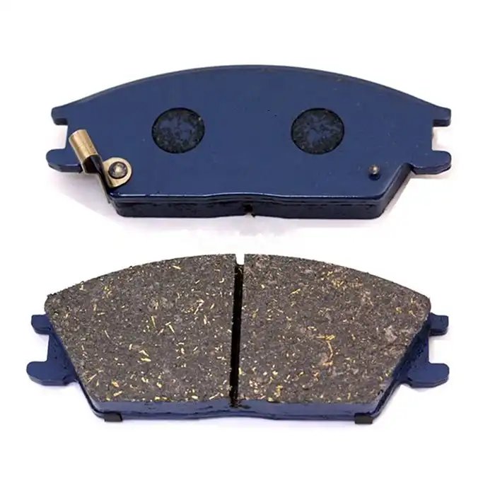Auto Brake Pad Factory Direct Noise-Free NAO Metal Material Ceramic Front Brake Pad for Nissan Isuzu