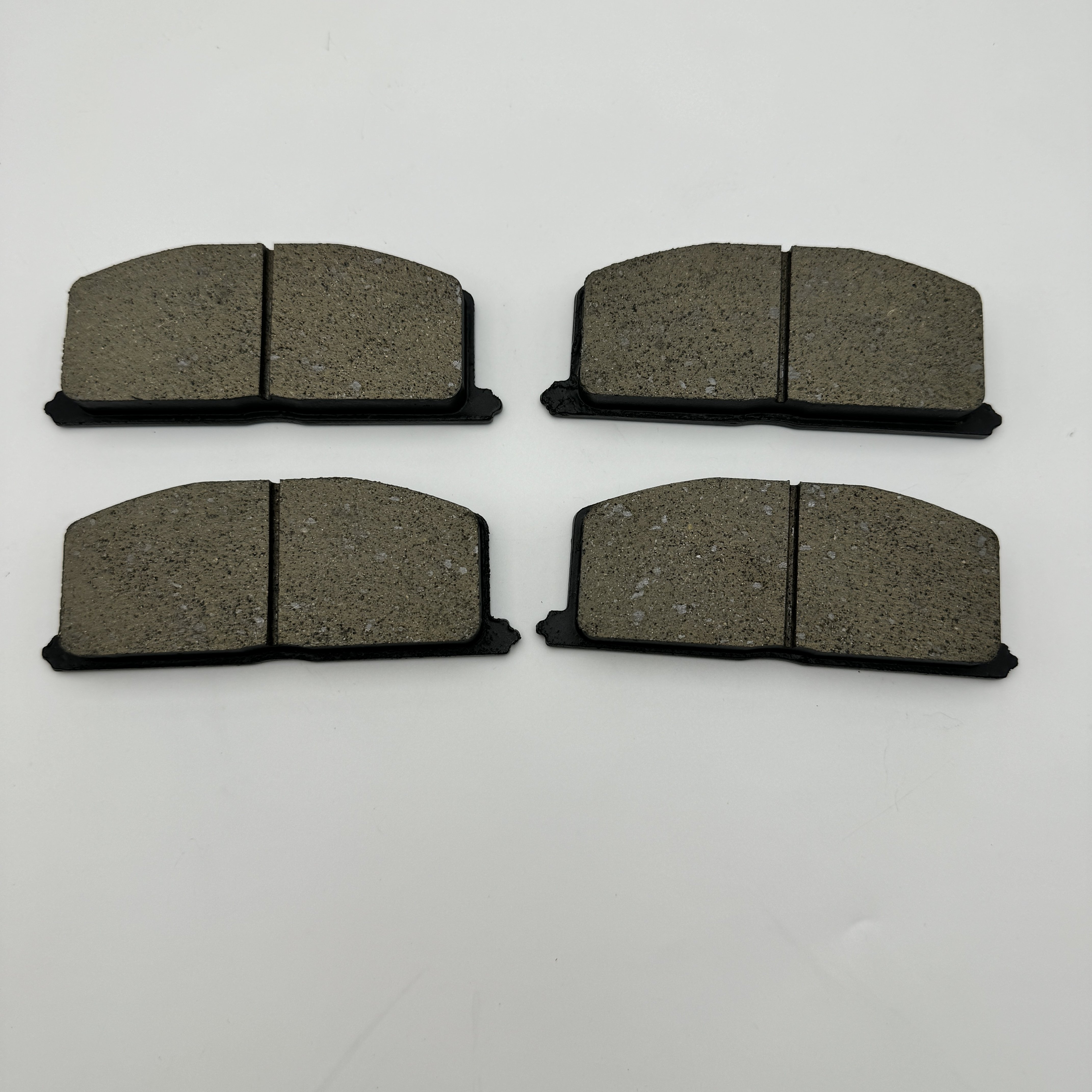 Brake Pad Factory Wholesale VKZ and Custom Brake Pads Semi-metallic Ceramic Brake Pads D2023 D2085 D2025 KD2776 A-113K SP1105