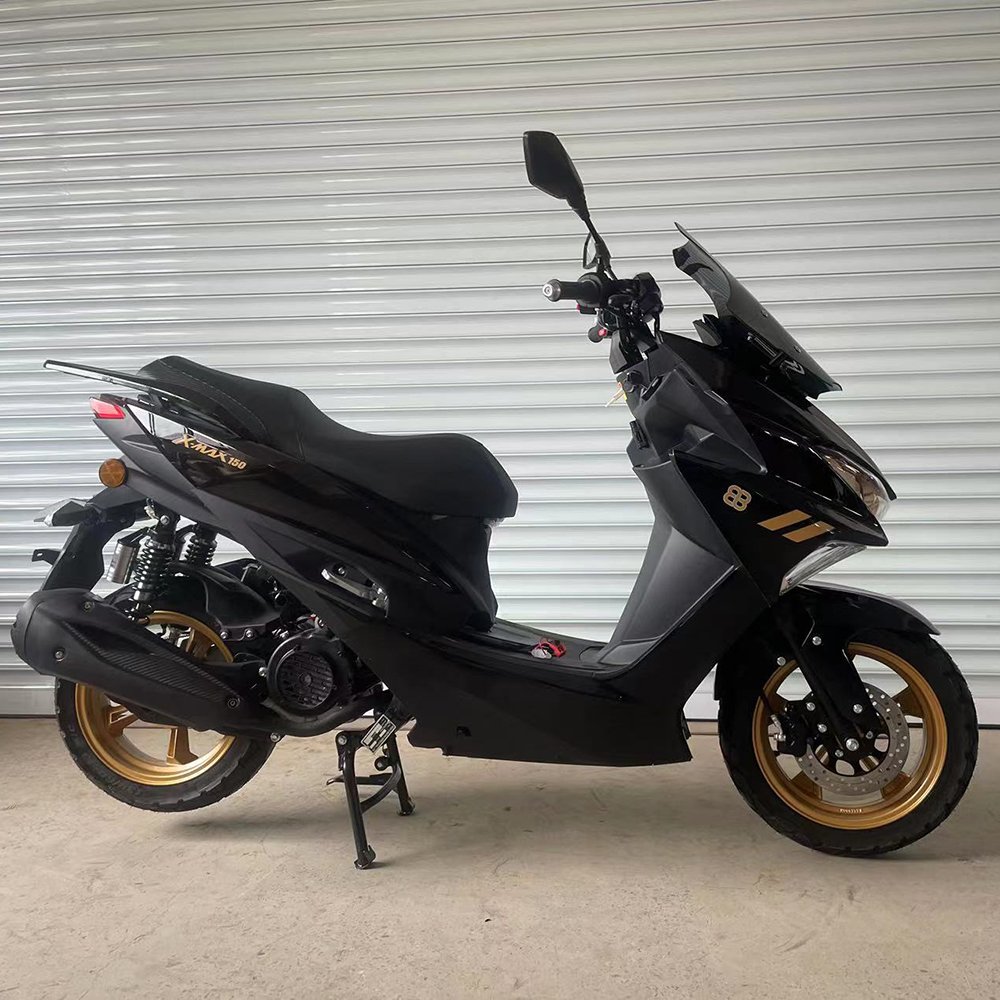 Factory Direct Sales of Cheap Gasoline Motorcycles 4 Stroke Engine Withe Disc Brake Petrol Scooters Adult Size