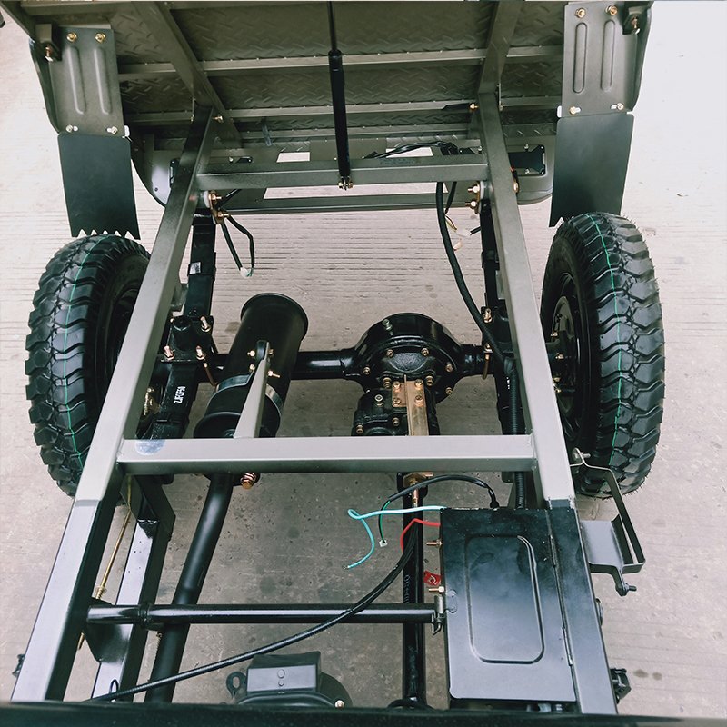 China Hot Sale 150/175/200CC Wind Cooled Gasoline Motor Tricycle Adult Tuktuk Motorized Motorcycle Tricycle Petrol Cargo