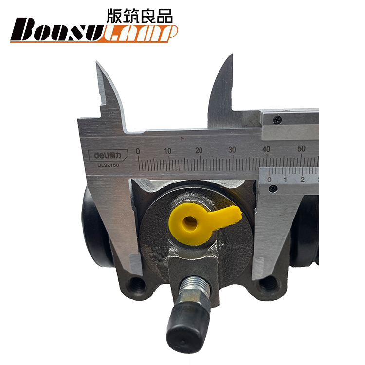 High Quality Rear Brake Wheel Cylinder Isuzu Parts for NKR OEM 8-97139840-0 8971398400