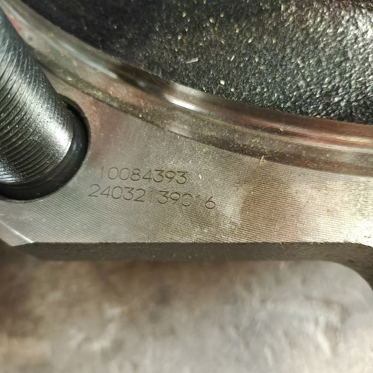 ConMet 13T High Quality Rear Hub Assembly 10084393/24032139016 Heavy Duty Vehicle Part for All Kinds of Semi Trailer Trailers