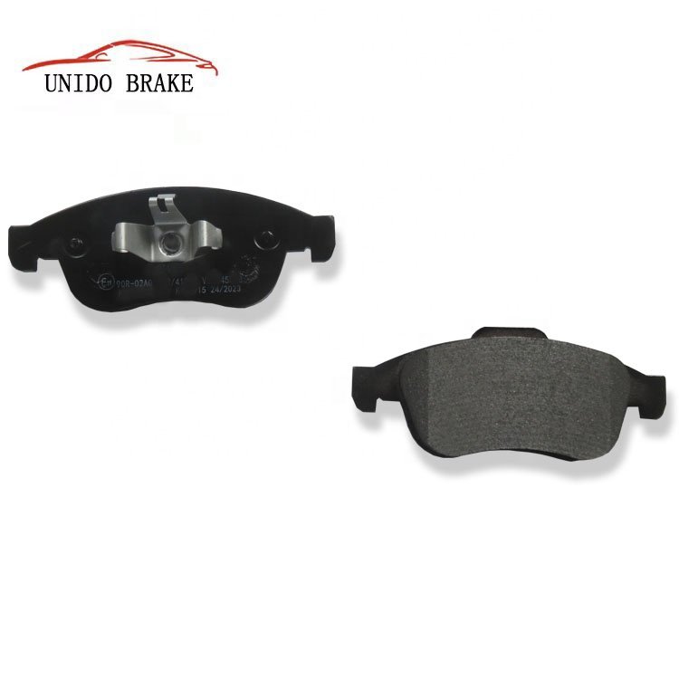 Good Performance Front Axle Brake Pad D1821 Apply for Land Rover 2015 Auto Part Market No Noise