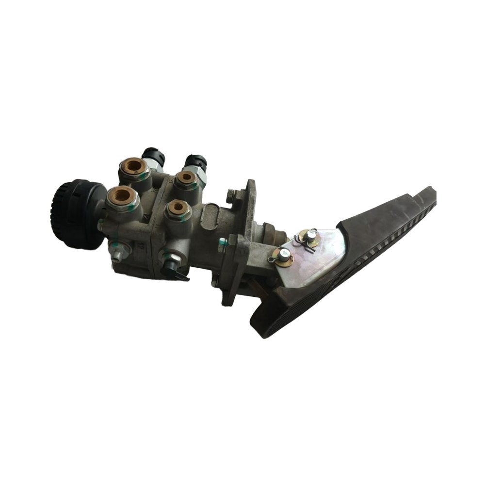 High Quality China Truck Parts J5p Faw 3514010-362 Brake Master Cylinder