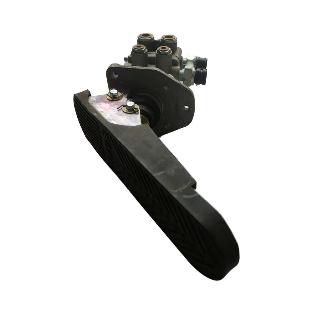 High Quality China Truck Parts J5p Faw 3514010-362 Brake Master Cylinder