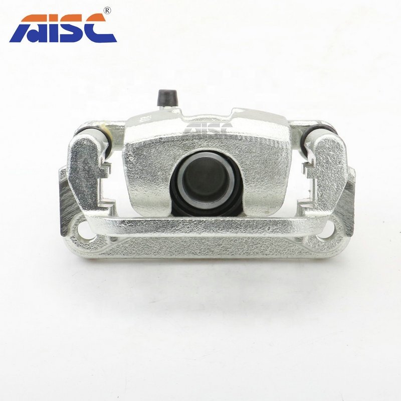 AISC Brake Caliper 44011-EM11A for Tiida C11 C12 Qashqai J10 Brake Part Slave B.S.C. Wheel Cylinder 44011EM11A Auto Parts