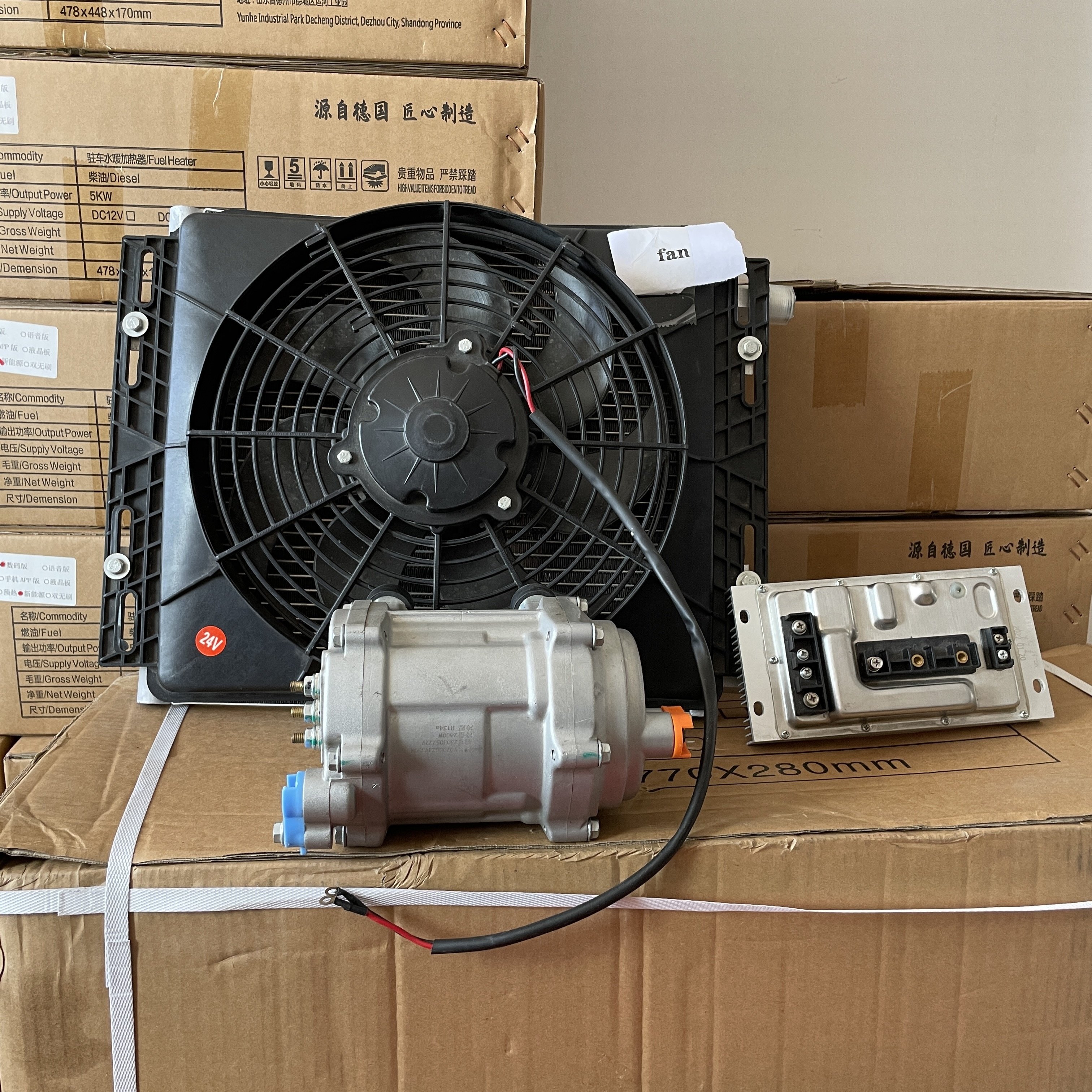 Wholesale Price Air Conditioning 12v 24v Truck Electric Car AC Split air Conditioning Truck Bus Parking air Conditionern