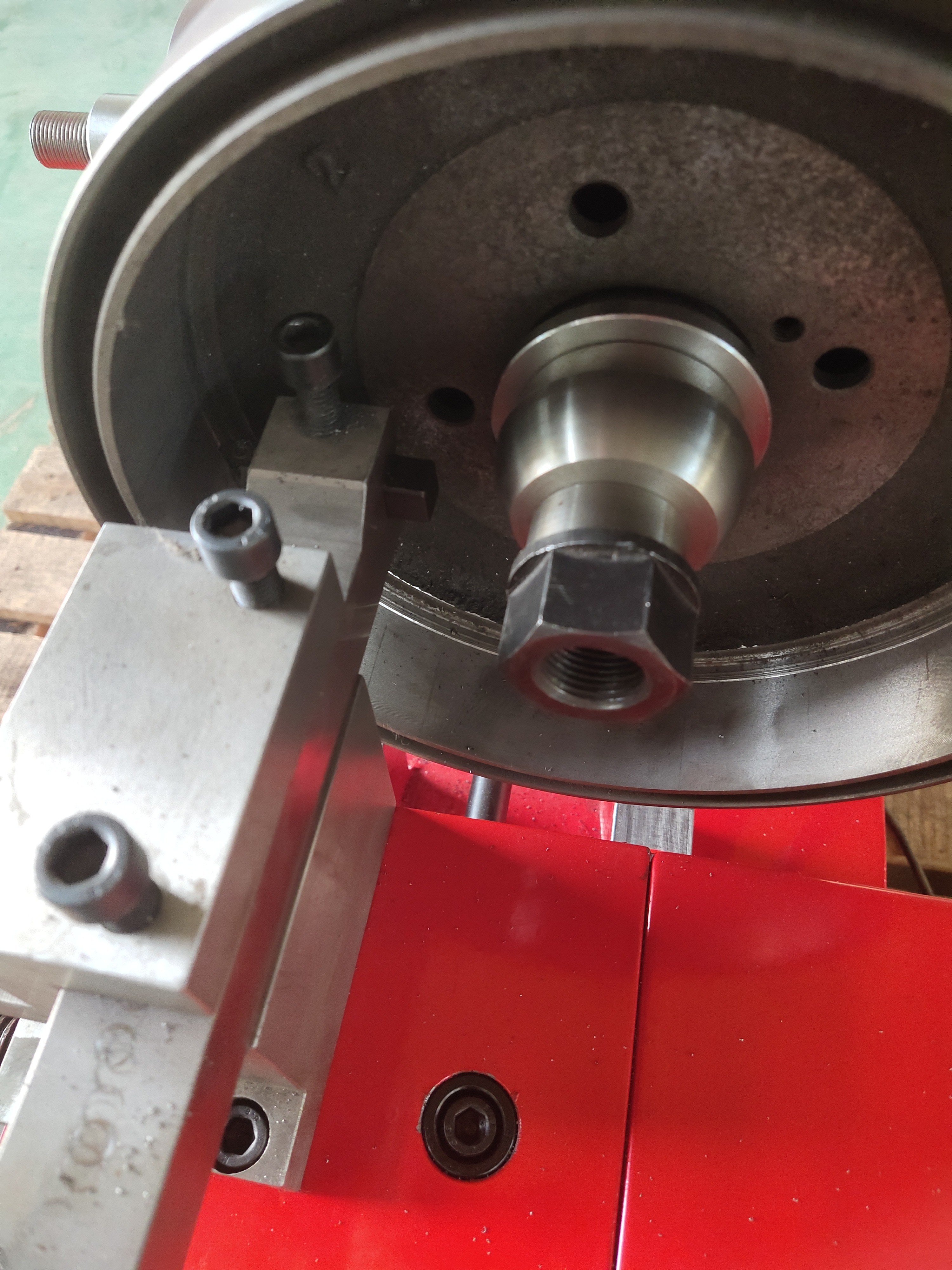 Conventional Metalworking Vertical Brake Drum Disc Lathe Machine C9335A