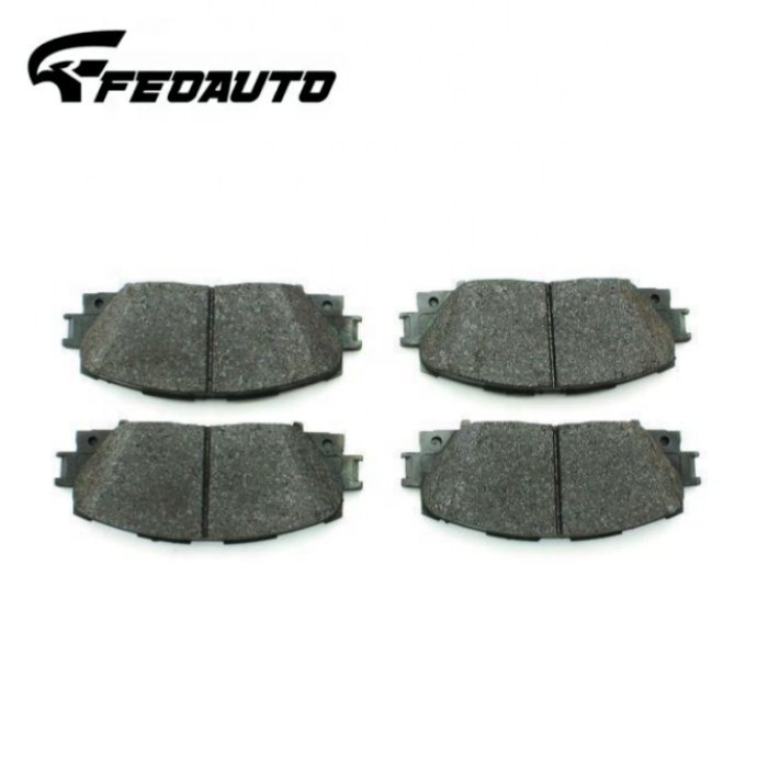 High Quality Auto Brake System Ceramic Disc Brake Pad Car Brake Pad D1184 04465-47070