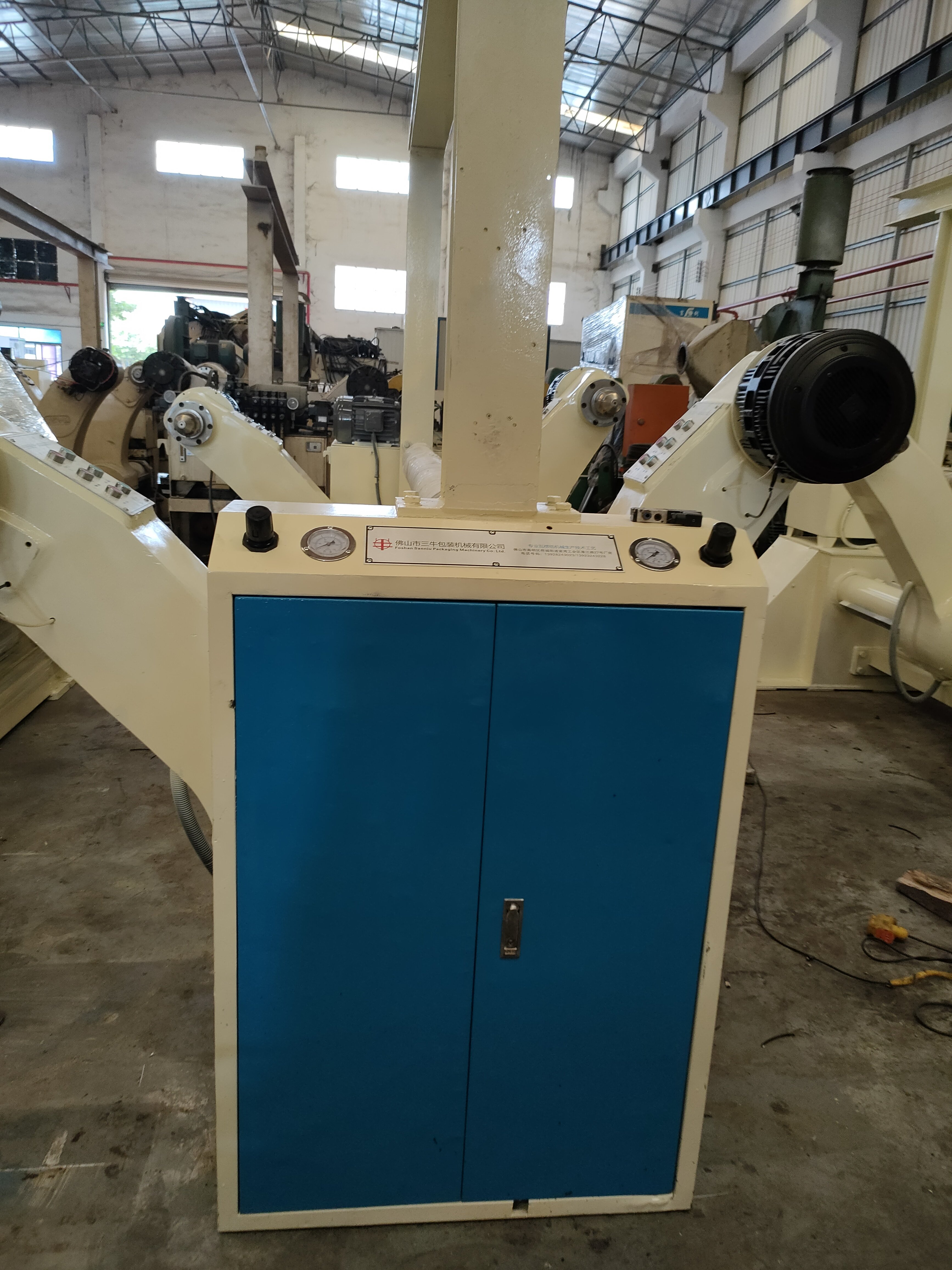 Second-hand Refurbished Cardboard Carton Box Making Machine Hydraulic Shaftless Holder Machine