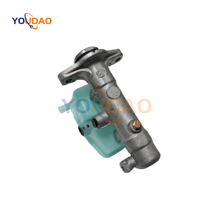 4720160A00 1FZ 1GR 1HZ Hot Selling Wholesale Auto Parts Engine Brake Master Cylinder OEM 47201-60A00